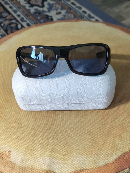 Oakley Other - Oakley NO SCRATCHES Black Polarized Sunglasses - Classic Rectangle